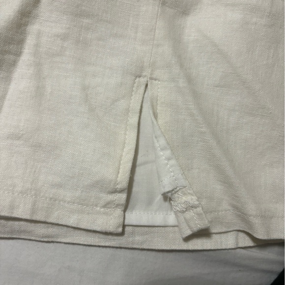 white mini skirt - Picture 4 of 4